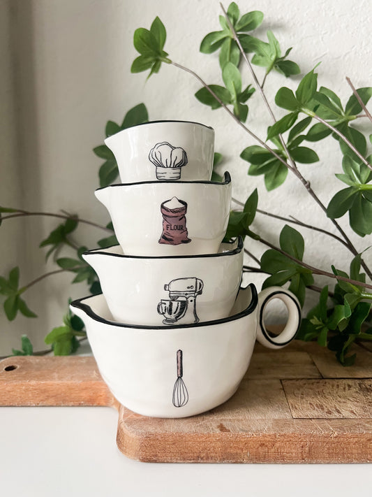Baker Design Measuring Cups